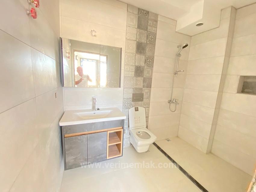 2+1 Villa For Sale With Full Sea Garden In Seferihisar Ürkmez