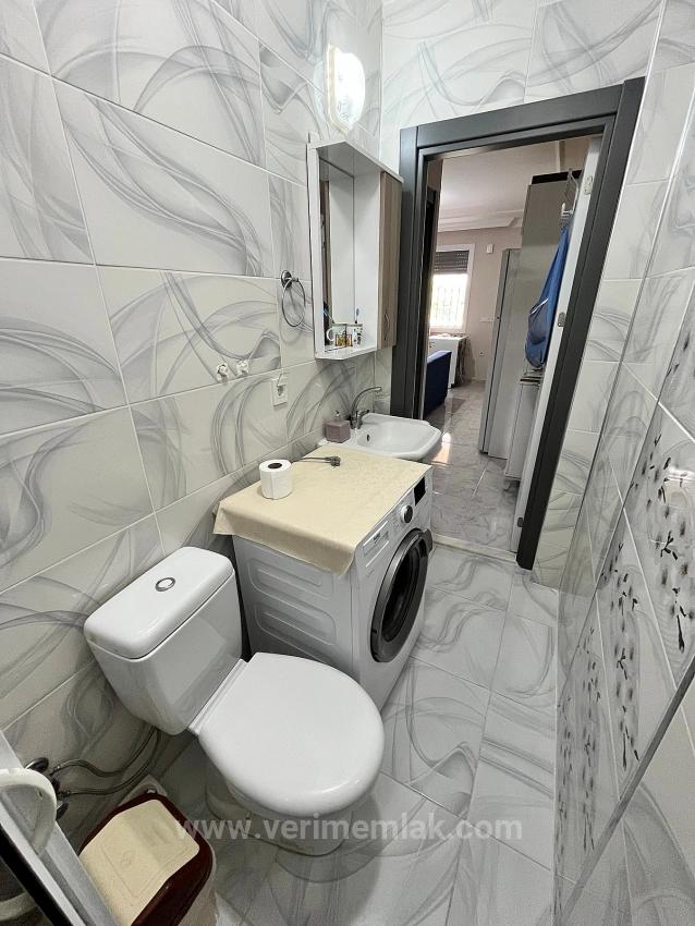 1+1 Apartment For Sale In Seferihisar/Mersin Area, 500M From The Sea, With Garden, No Additional Renovation Needed.