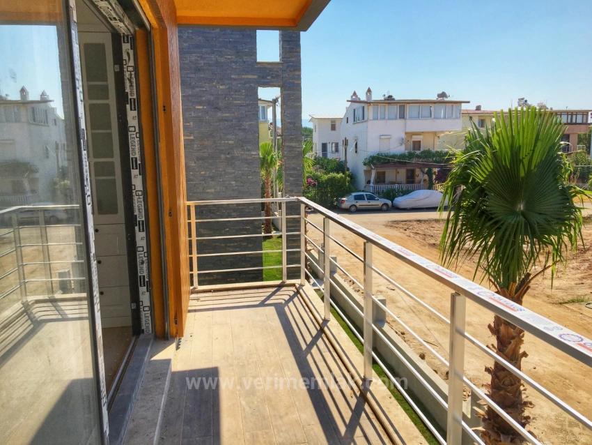 3+1 Villa For Sale With A Single Detached Pool On The Seaside In Ürkmez