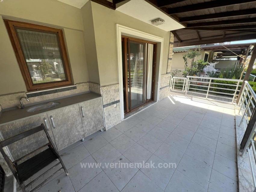 Prestigious 3+1 Villa For Sale In Gümüldür Fevzi Çakmak, Right On The Seafront With Pool