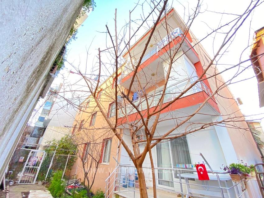 2+1 Apartment For Rent In Seferihisar Mersin Area, Just 100 Meters From The Sea!