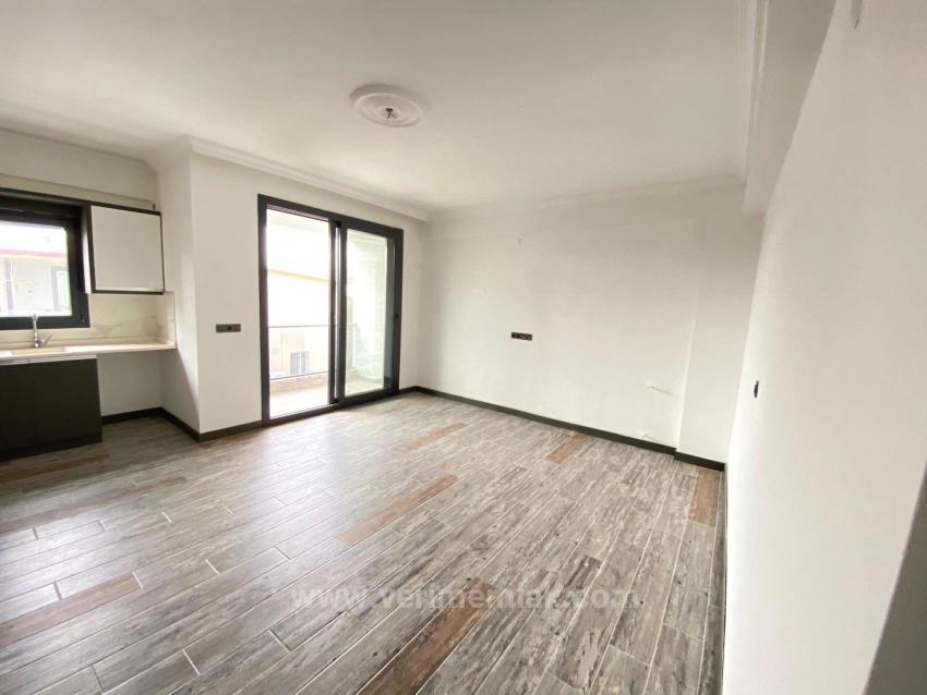 Spacious And Modern 2+1 Apartment For Rent With Elevator In Seferihisar Mersin Area