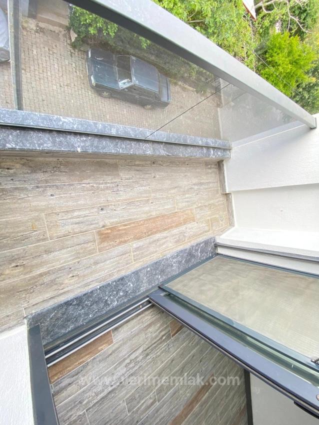 Spacious And Modern 2+1 Apartment For Rent With Elevator In Seferihisar Mersin Area