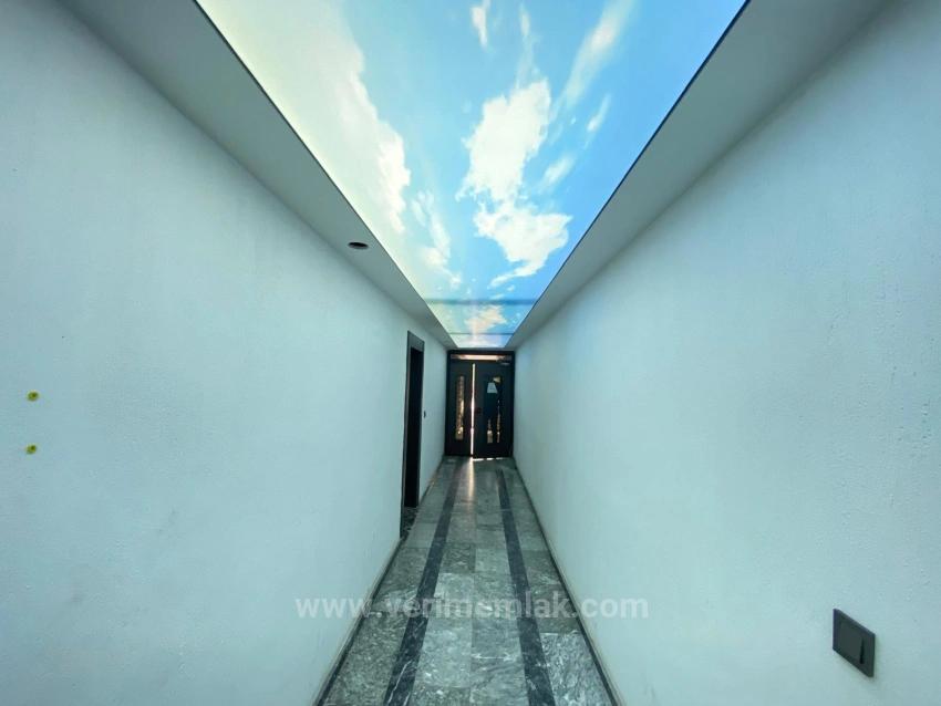 Spacious And Modern 2+1 Apartment For Rent With Elevator In Seferihisar Mersin Area