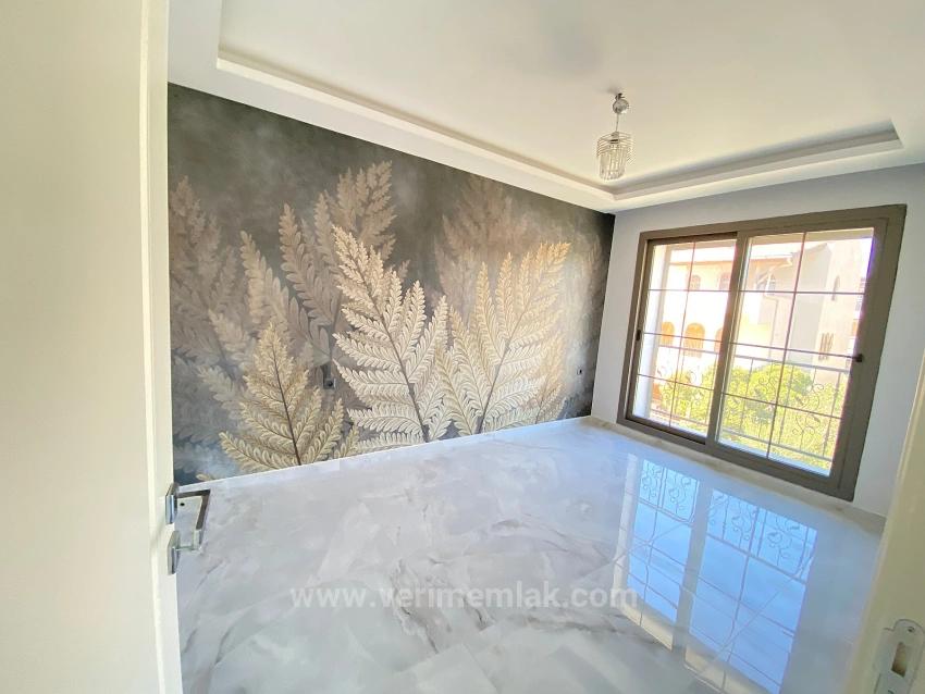 Ultra Luxury 3+1 Villa For Sale With Private Garden, Right By The Sea In Ürkmez