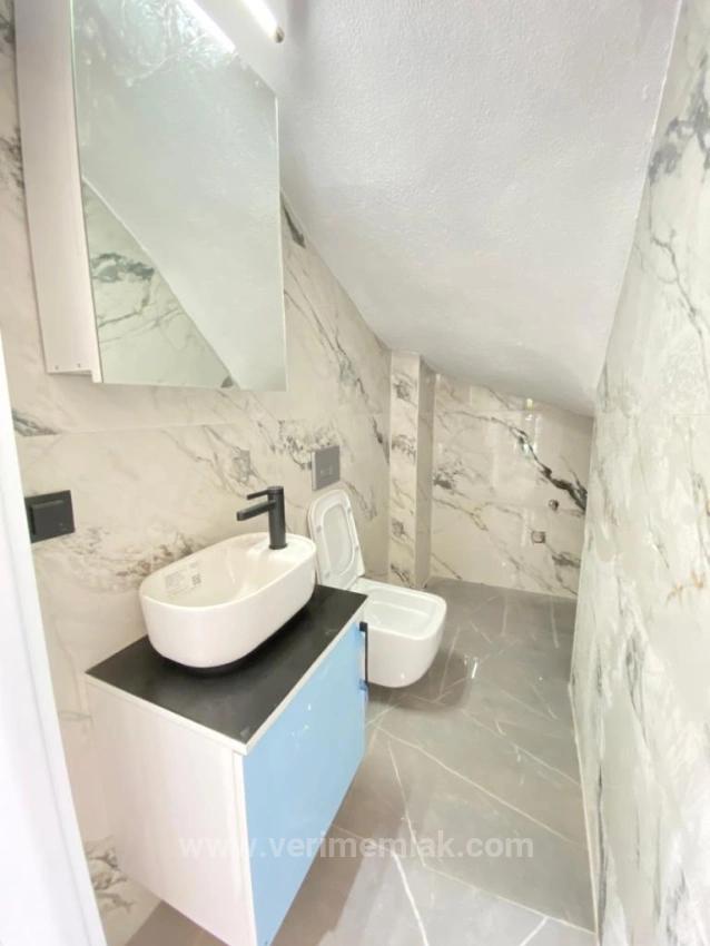 Luxury 3+1 Villa For Sale In Ürkmez With A Large Garden And Sea Front Detached