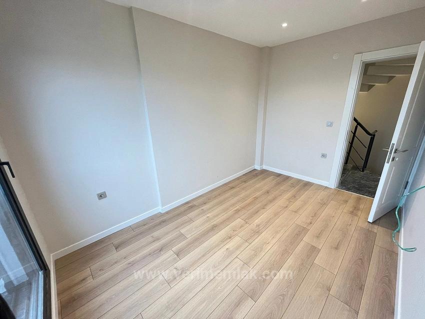 Detached Villa With Fruit Orchard, 500M From The Sea In Gümüldür Fevzi Çakmak