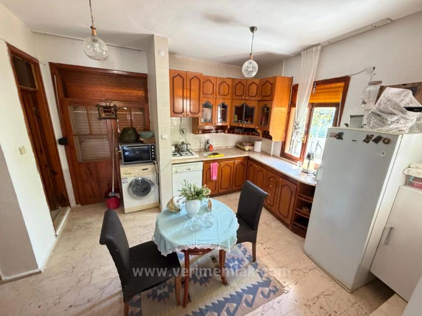 315M² Detached 3+1 Villa With Fruit Garden, 650M From The Sea In Doğanbey