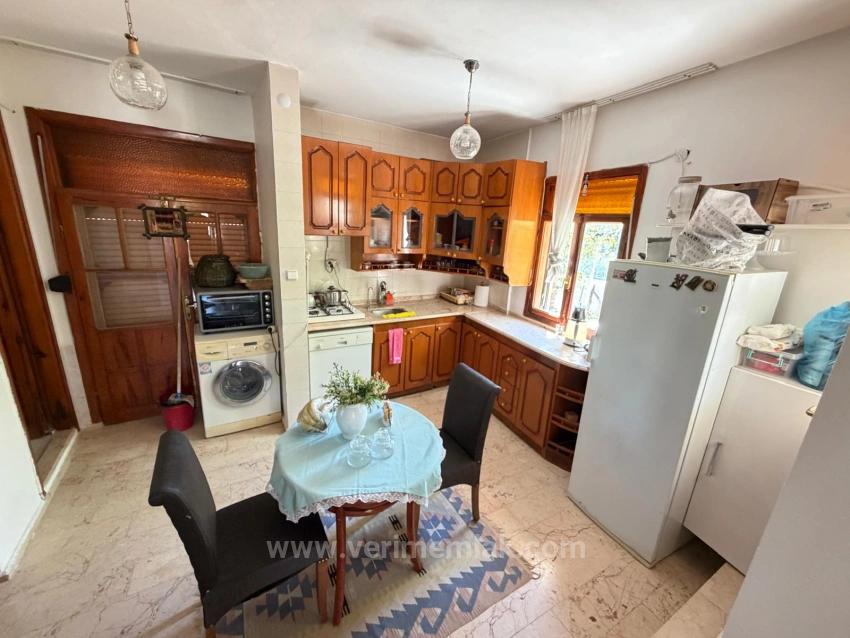 315M² Detached 3+1 Villa With Fruit Garden, 650M From The Sea In Doğanbey