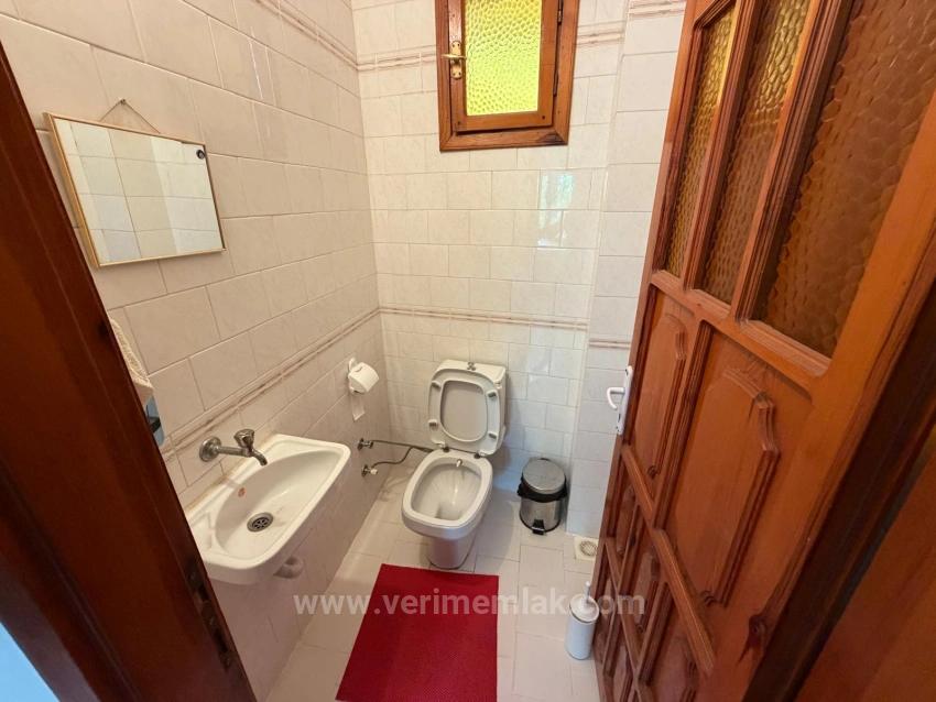 315M² Detached 3+1 Villa With Fruit Garden, 650M From The Sea In Doğanbey