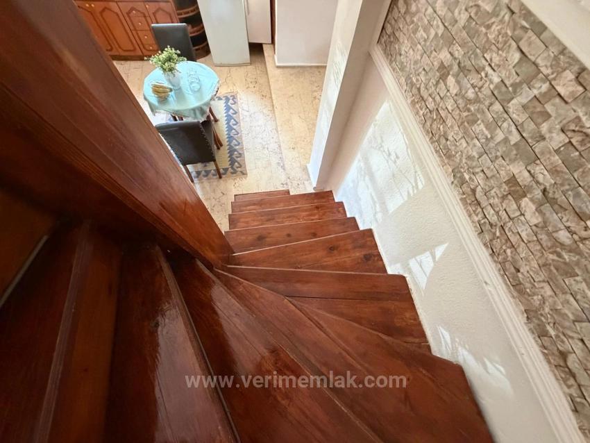 315M² Detached 3+1 Villa With Fruit Garden, 650M From The Sea In Doğanbey