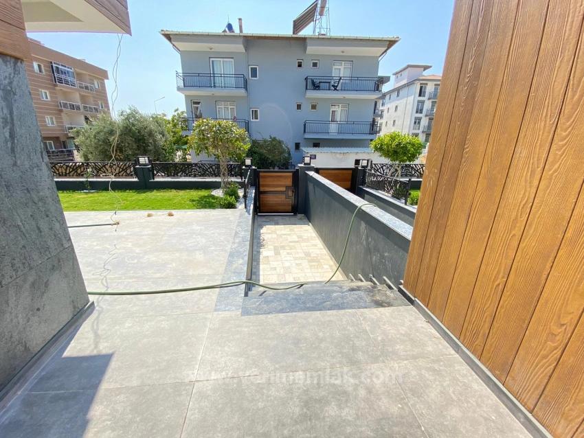 Ultra Luxury 3+1 Villa With Private Garden For Sale In Seferihisar Camikebir