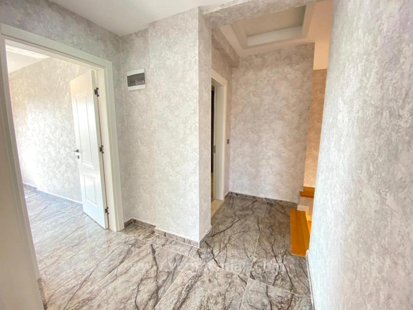 Ultra Luxury 3+1 Villa With Private Garden For Sale In Seferihisar Camikebir