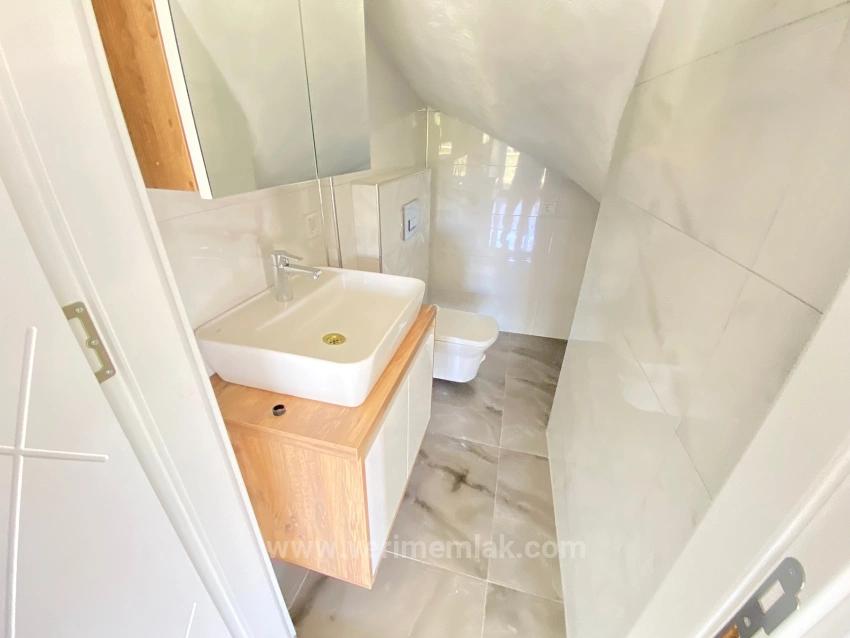 3+1 Detached Villa With Large Garden And Pool For Sale In Doğanbey