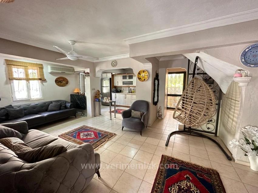 Luxury 4+1 Detached Villa In Seferihisar Bengiler, 100M From The Sea, Completely Renovated