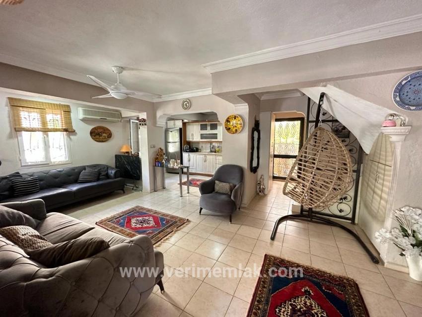 4+1 Bedroom Villa For sale in Bengiler Nbh. Seferihisar Ürkmez - 200 m²