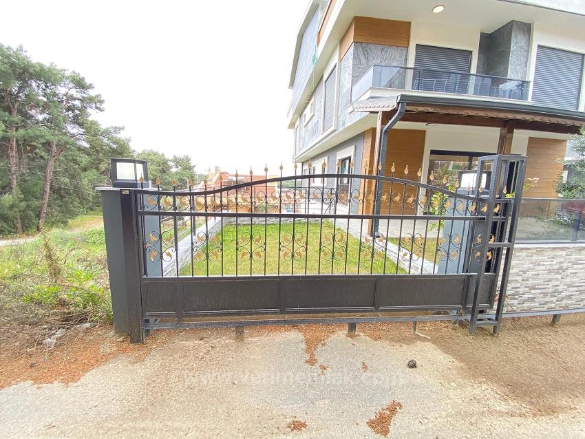 Modern Luxury 3+1 Villa For Sale In Menderes Çukuraltı Neighborhood: Full Sea View