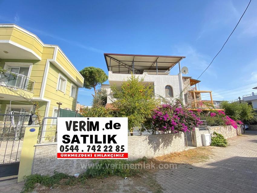 A Fully Detached 4+1 Villa On A 225M² Plot, Just 50 Meters From The Sea, In Payamlı, Seferihisar.