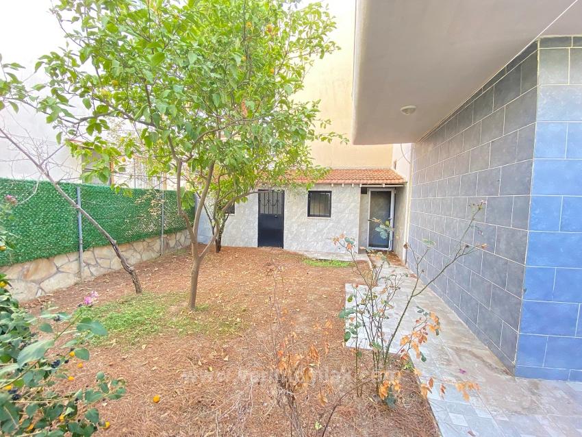 4+1 Detached Villa For Sale In Doğanbey With Large Garden And Sea View