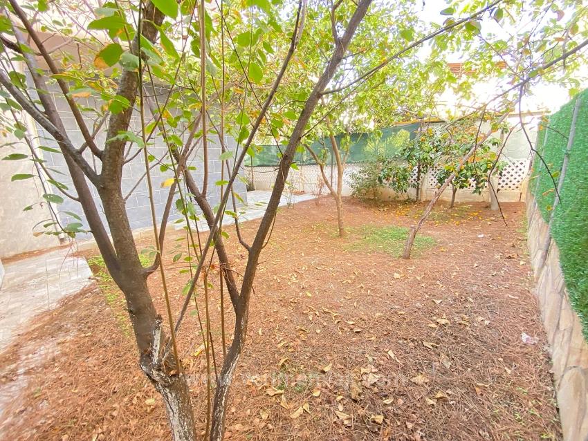 4+1 Detached Villa For Sale In Doğanbey With Large Garden And Sea View