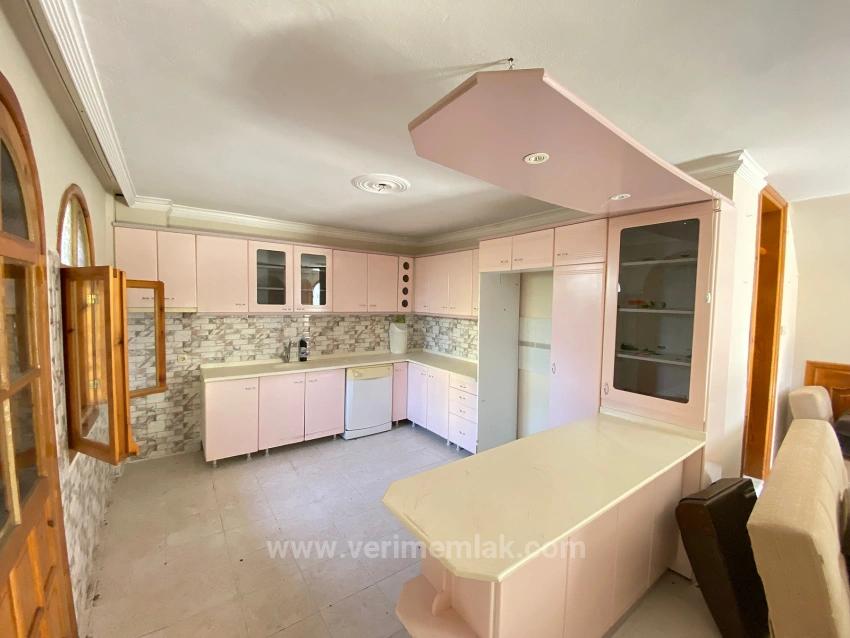 4+1 Detached Villa For Sale In Doğanbey With Large Garden And Sea View