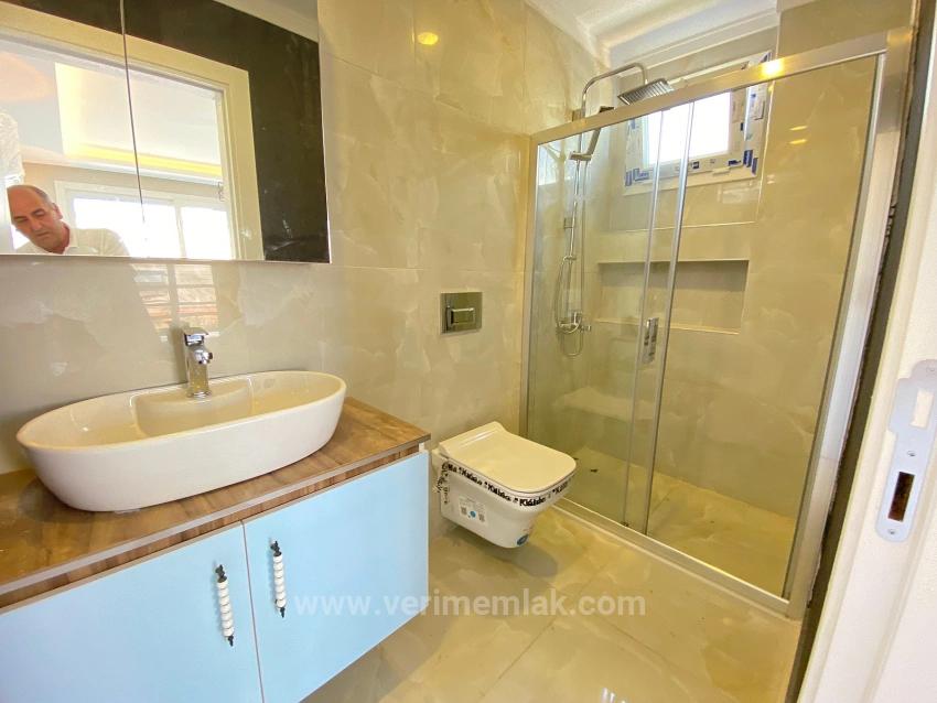 Modern Architecture In Seferihisar Cumhuriyet: 3+1 Villa With Stone Workmanship And Garden For Sale!