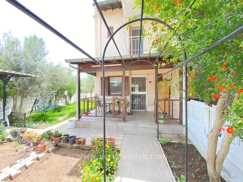 Brand New, Renovated, Corner Plot, Detached 3+1 Villa For Sale In Seferihisar, Şenköy Site.