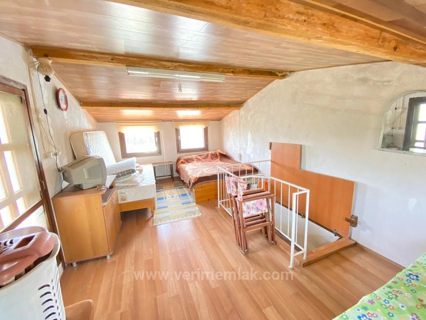Brand New, Renovated, Corner Plot, Detached 3+1 Villa For Sale In Seferihisar, Şenköy Site.