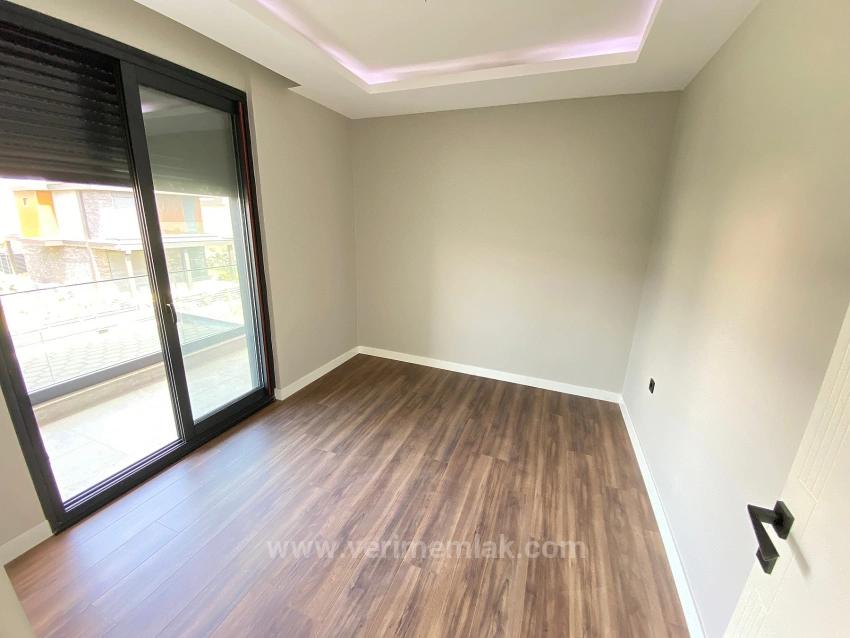 Swimming Pool Floor Heating Luxury 4+1 Villa For Sale In Gumuldur