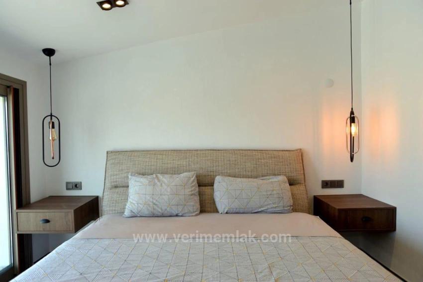 Luxury 3+1 Villa With Large Garden, Parking And Swimming Pool In Gümüldür