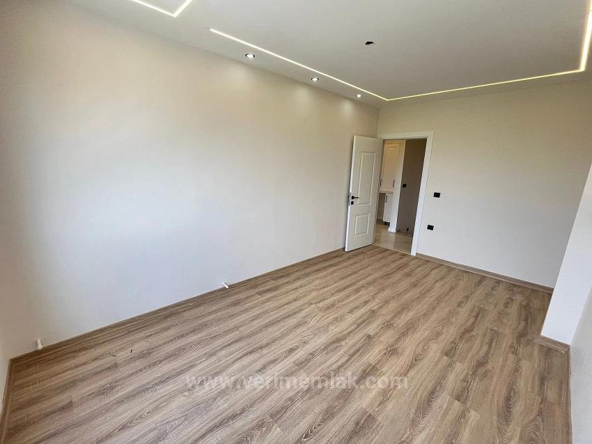 3+1 Villa With Garden, Nature And Sea View, 300 Meters From The Sea In Gümüldür