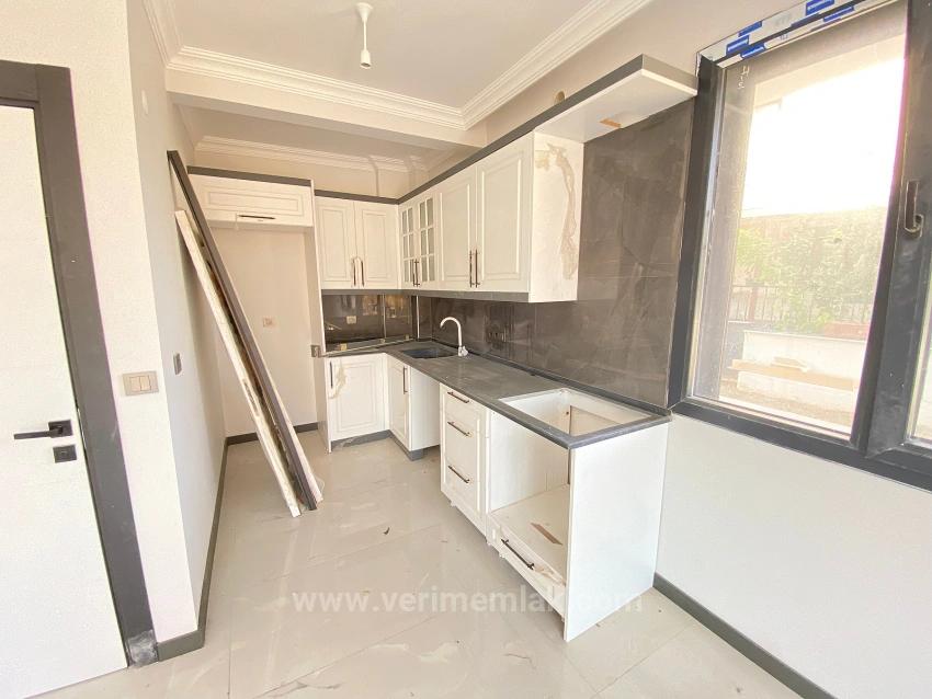 Enjoy The Terrace And Sea Breeze In Payamlı, Seferihisar: 3+1 Corner Villa For Sale, Requires No Additional Costs.