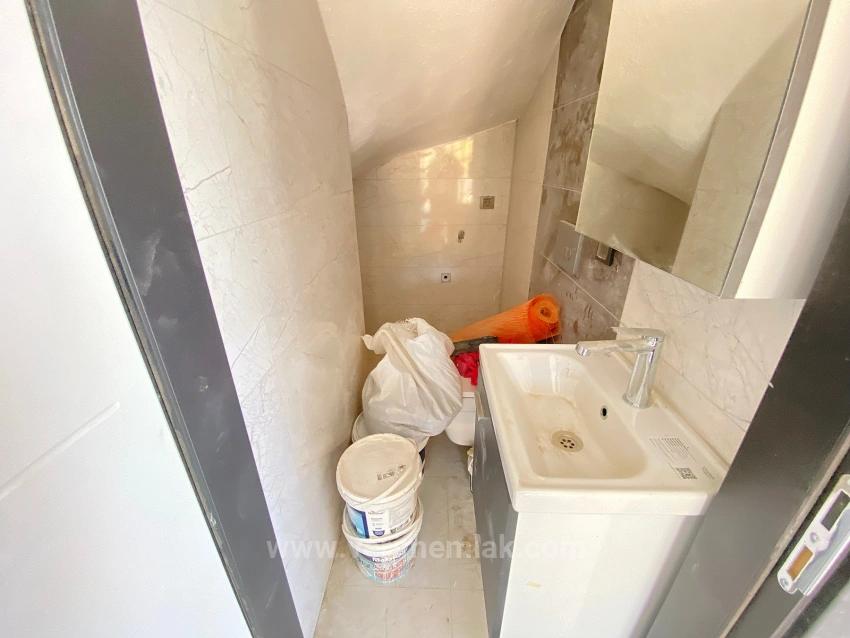 Enjoy The Terrace And Sea Breeze In Payamlı, Seferihisar: 3+1 Corner Villa For Sale, Requires No Additional Costs.