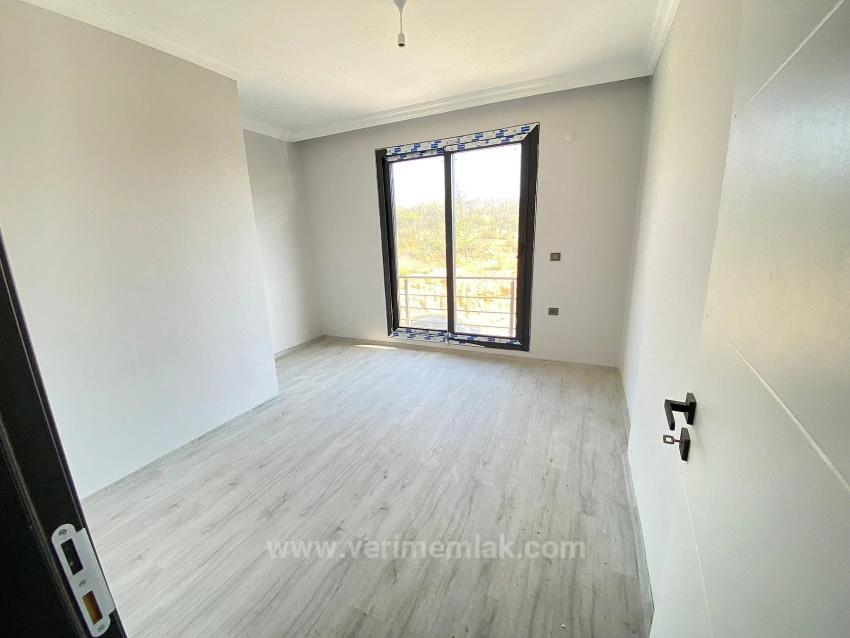 Enjoy The Terrace And Sea Breeze In Payamlı, Seferihisar: 3+1 Corner Villa For Sale, Requires No Additional Costs.