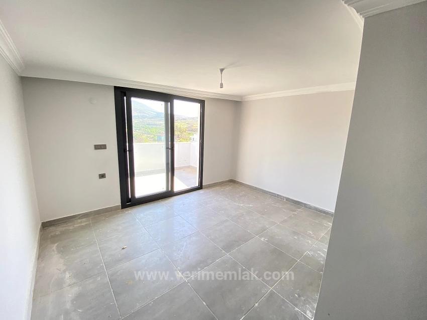 Enjoy The Terrace And Sea Breeze In Payamlı, Seferihisar: 3+1 Corner Villa For Sale, Requires No Additional Costs.