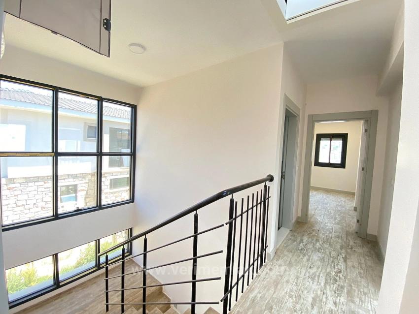 Swimming Pool Underfloor Heating Luxury 4+1 Villa For Sale In Seferihisar