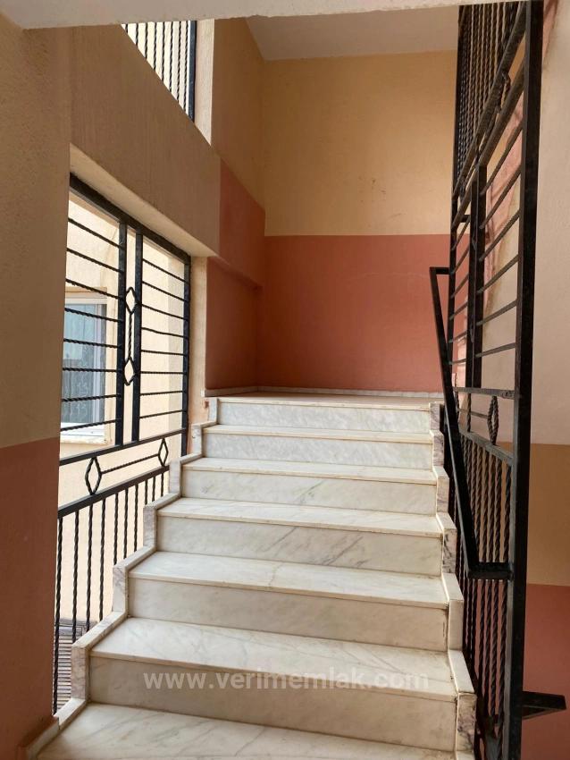 Spacious 2+1 Mid-Floor Apartment For Sale In Seferihisar Mersin Area, 250M From The Sea, No Additional Costs!