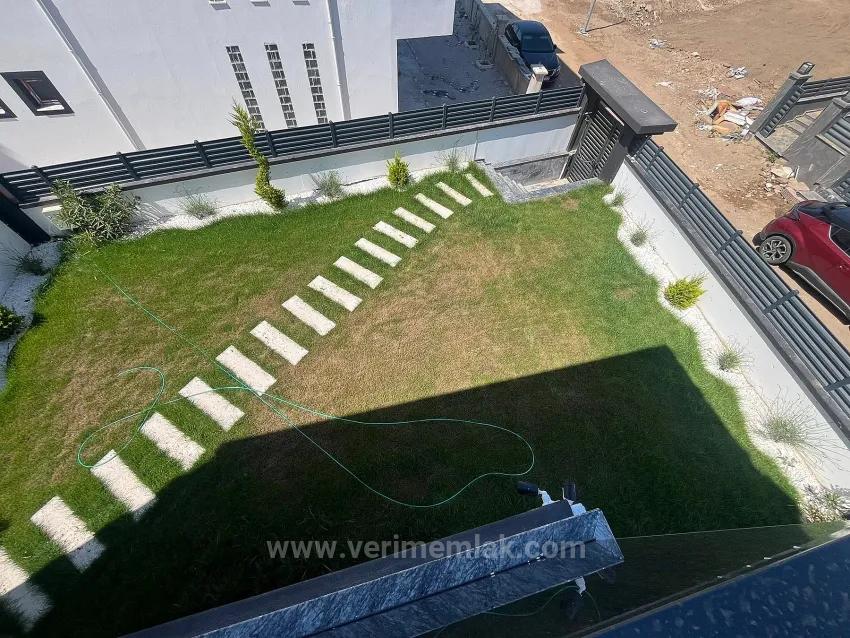 Luxury 3+1 Villa With Garden, Camera System Ready, 300M From The Sea In Özdere
