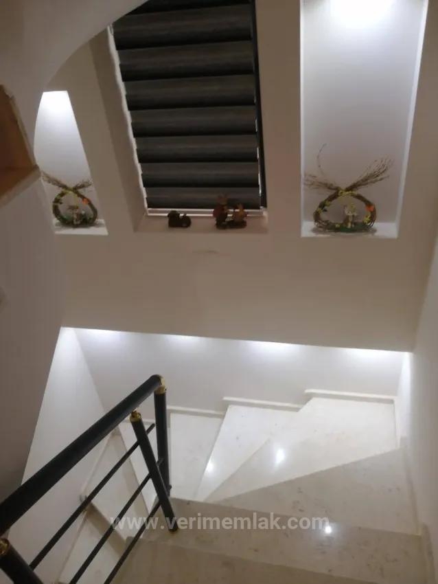 Luxury 2+2 Villa For Sale With Uninterrupted Sea View In Seferihisar Atatürk Neighborhood!