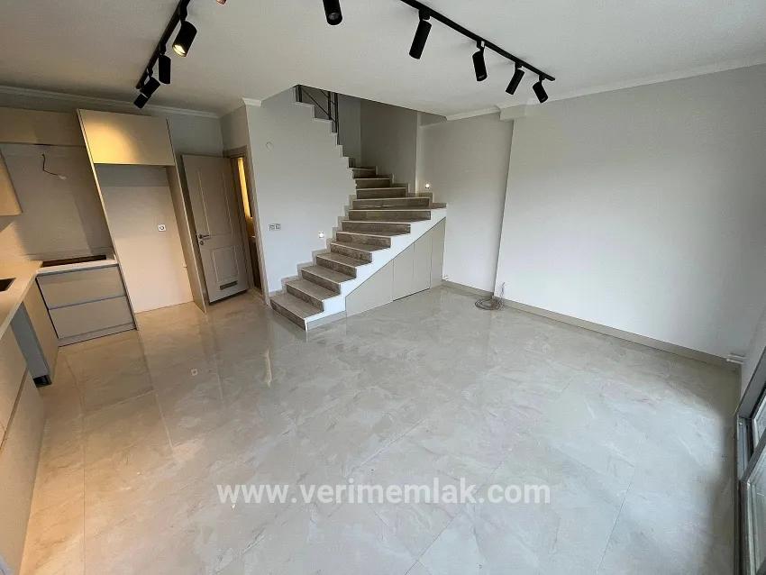 4+1 Bedroom Villa For sale in Gümüldür Atatürk Nbh. Menderes Gümüldür - 250 m²