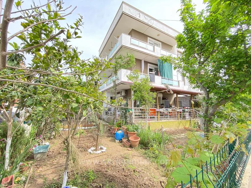 2+1 Bedroom Apartment For Sale in Mersin Alanı Nbh. Seferihisar Ürkmez - 85 m²