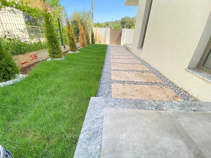 Seferihisar Mersin Area 350 M To The Sea, Pool And Floor-Heated Luxury Corner Villa