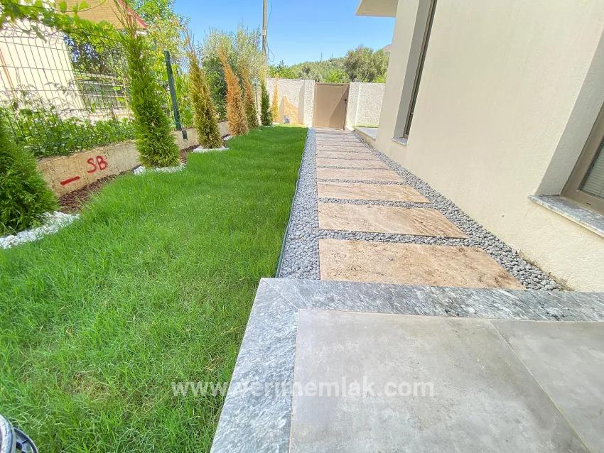 3+1 Bedroom Villa For sale in Mersin Alanı Nbh. Seferihisar Ürkmez - 180 m²