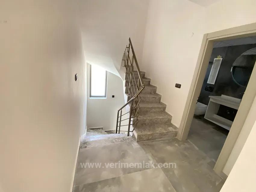 Seferihisar Mersin Area 350 M To The Sea, Pool And Floor-Heated Luxury Corner Villa