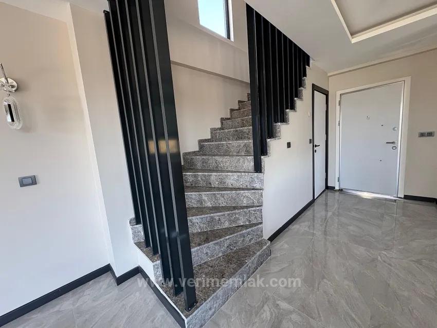 Seferihisar Atatürk Neighbourhood Panoramic Sea Viewed Brand New For Sale 3+1 Villa