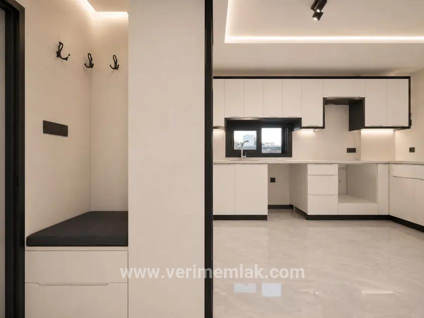 3+1 Bedroom Villa For sale in Atatürk Nbh. Seferihisar Doğanbey - 190 m²