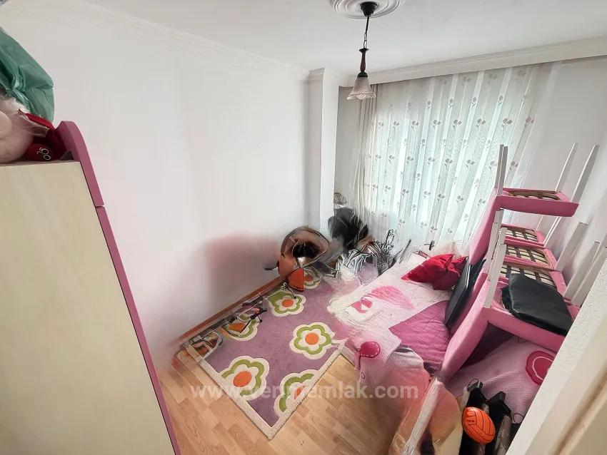 Seferihisar Ürkmez Mersin Area Neighbourhood For Sale 2+1 Flat - 80 M²