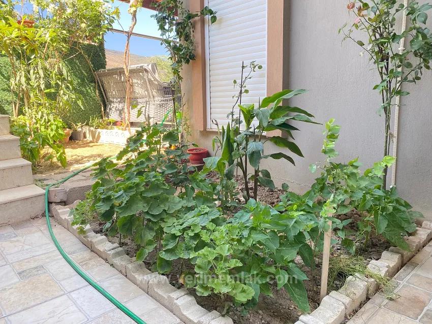 In Seferihisar Payamlı, Heat Pump, Cost-Free Detached Corner 3+1 Villa For Sale