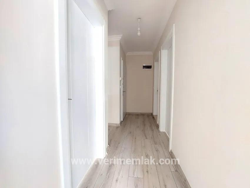 İzmir Seferihisar Ürkmez'de For Sale Garden Ground Floor Apartment 2+1