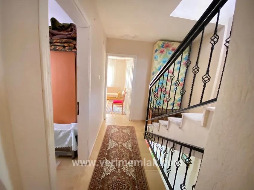 In Seferihisar Atatürk Neighbourhood, 100 metres from the sea, luxurious 3+1 villa with panoramic terrace
